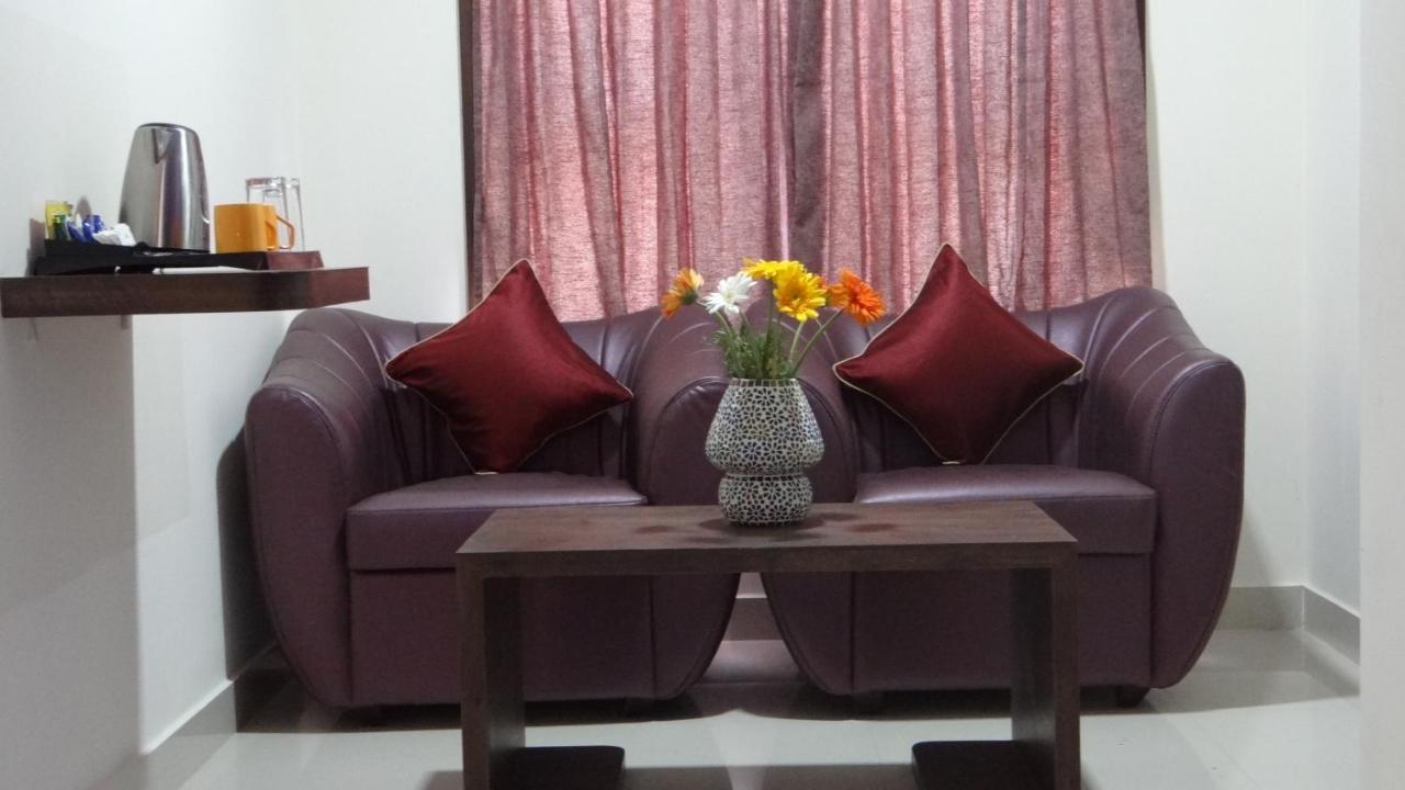 Arna Hotel Devanahalli Екстериор снимка