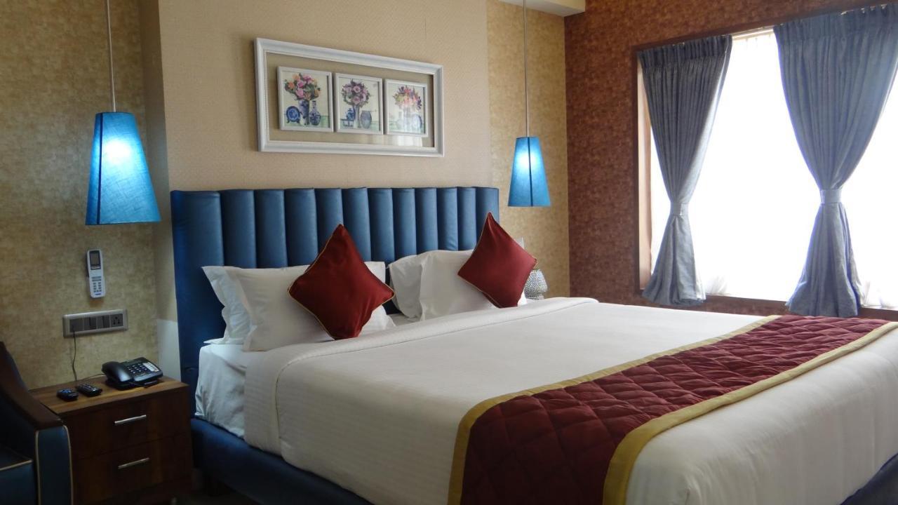 Arna Hotel Devanahalli Екстериор снимка