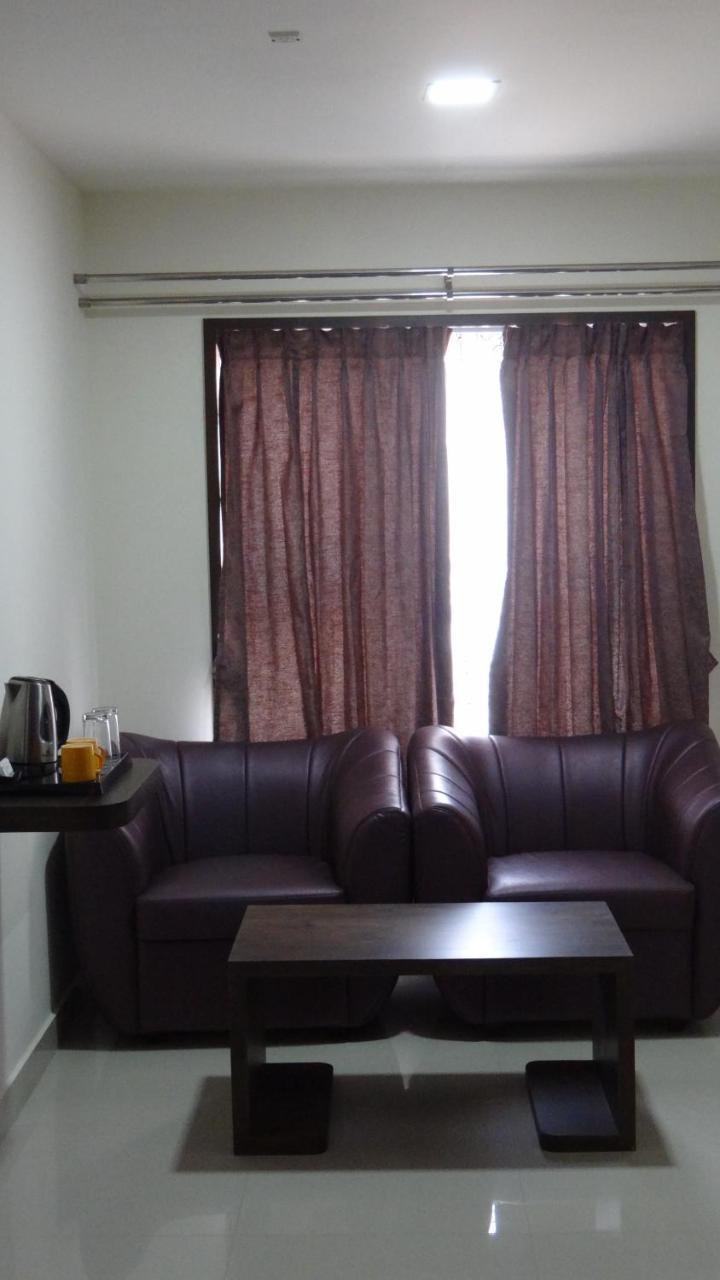 Arna Hotel Devanahalli Екстериор снимка
