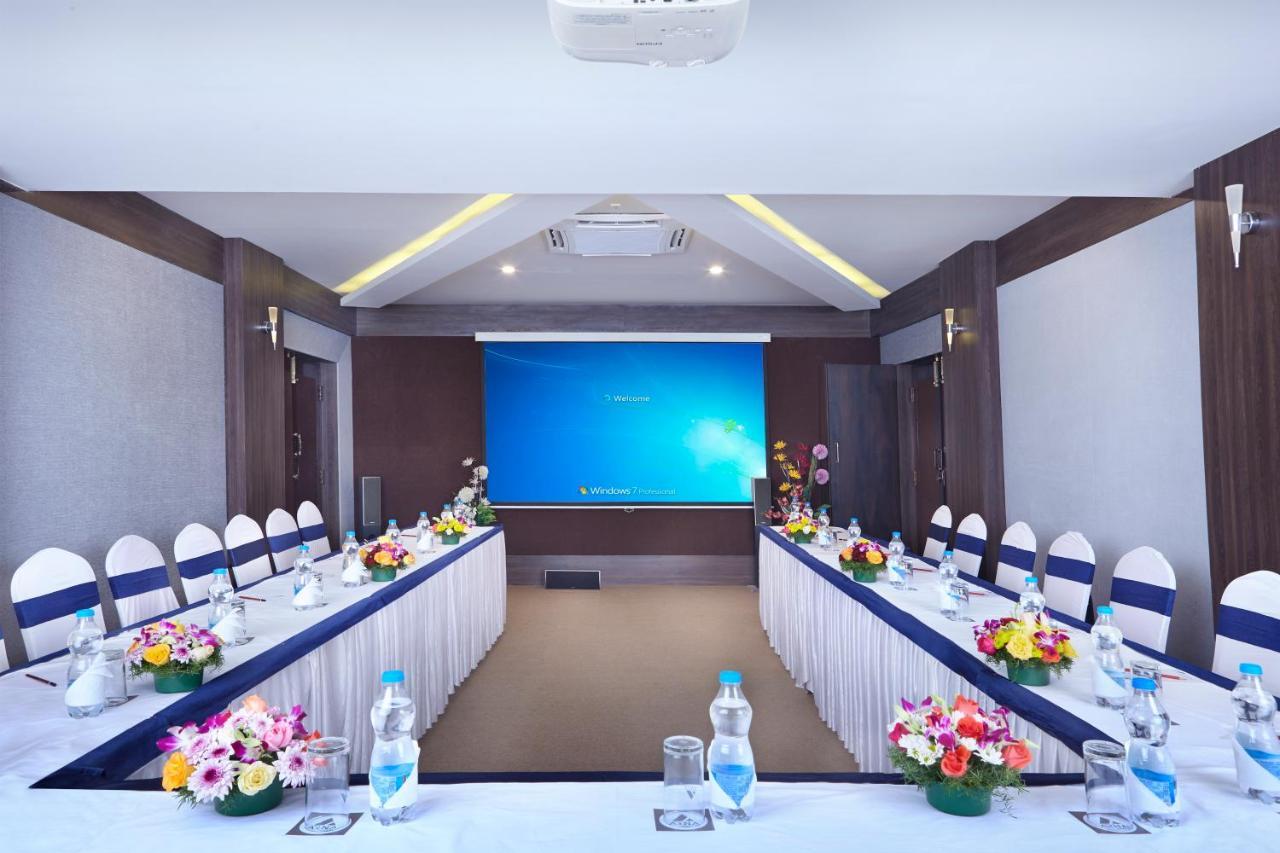 Arna Hotel Devanahalli Екстериор снимка